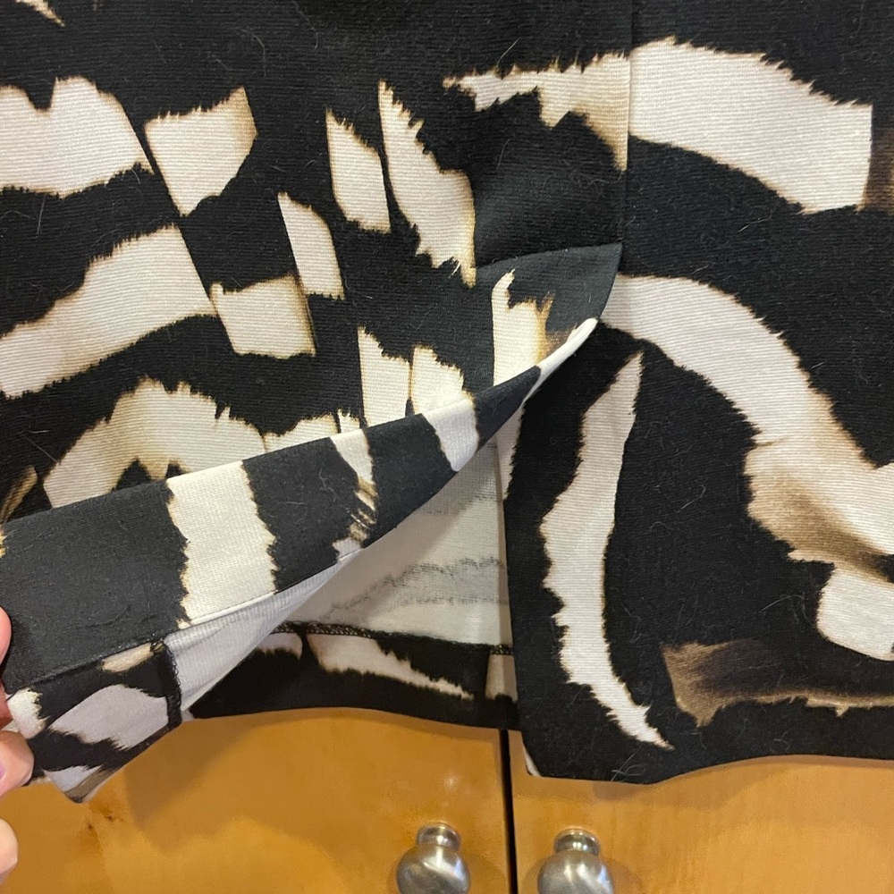 NWT! CK Abstract Skirt - Picture 3 of 11